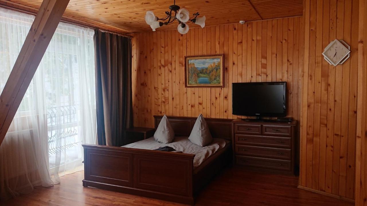 Любе Hotel Jablunicja Kültér fotó