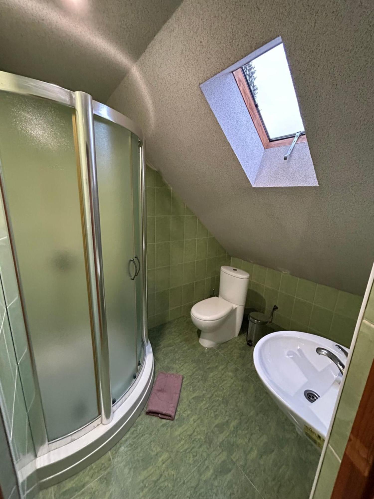Любе Hotel Jablunicja Kültér fotó