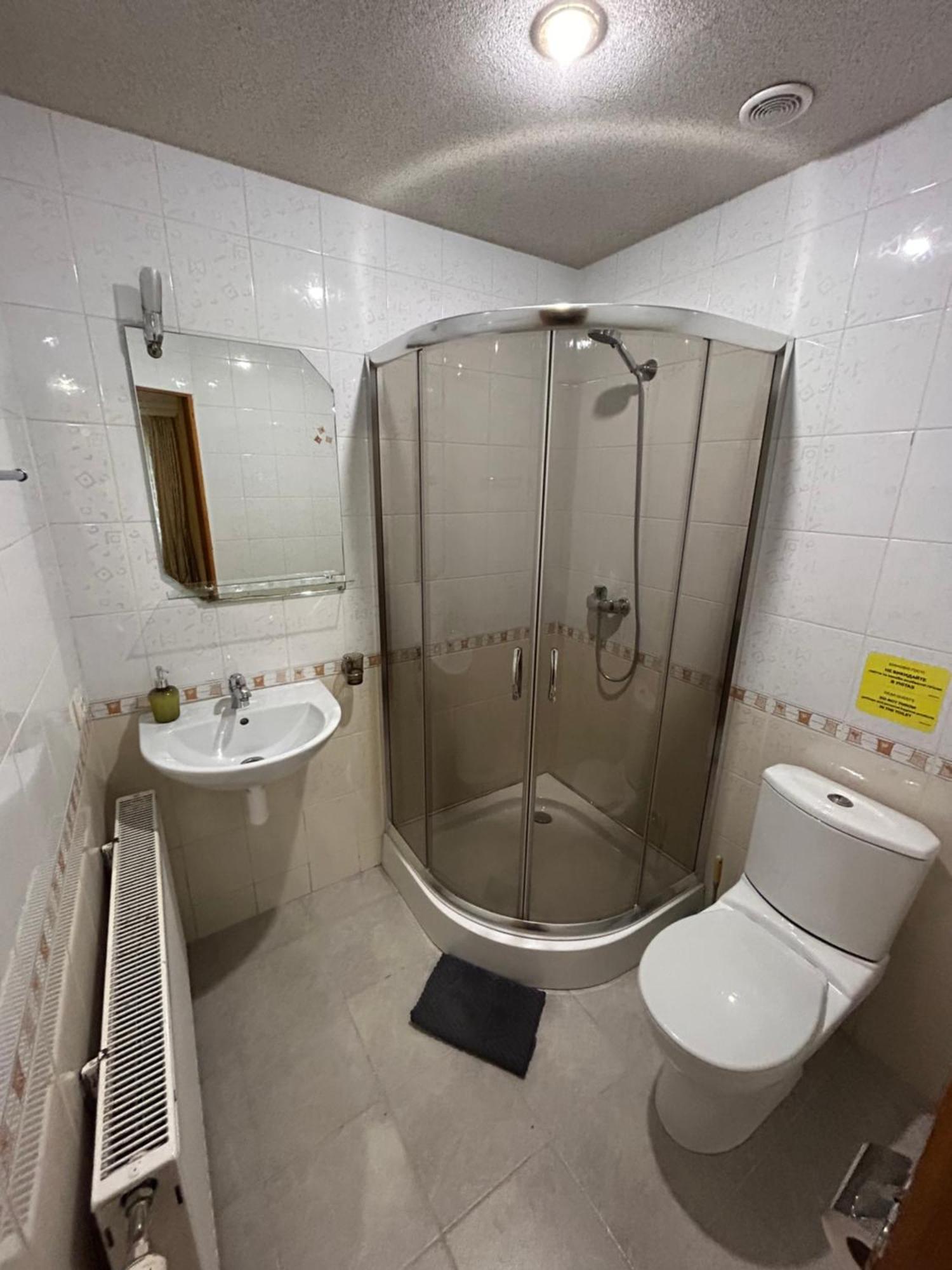 Любе Hotel Jablunicja Kültér fotó