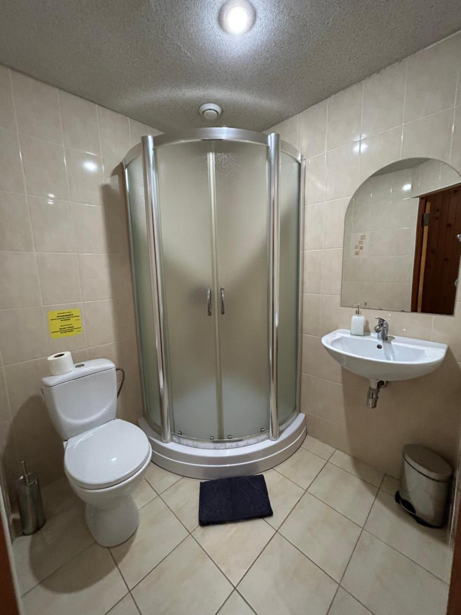 Любе Hotel Jablunicja Kültér fotó