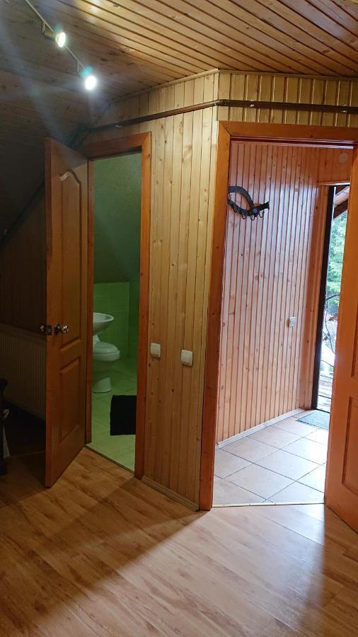 Любе Hotel Jablunicja Kültér fotó